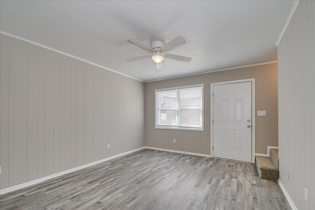 Windsor Heights Townhomes - Photo 3 of 20