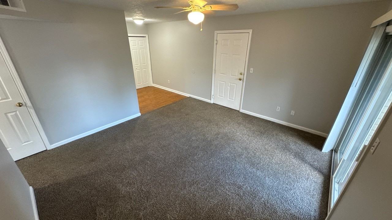 4109 Blue Lick Court #7 - Photo 5 of 28
