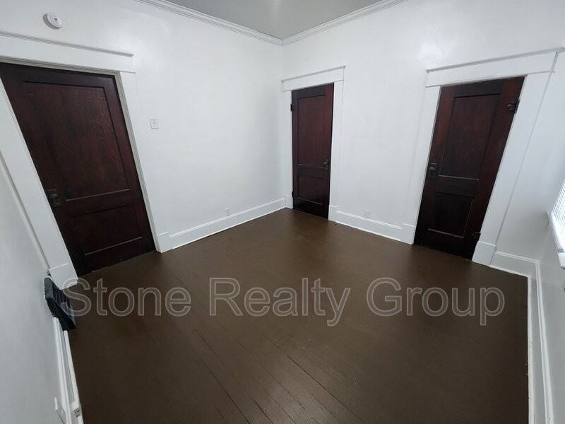 1659 2nd Ave - Photo 6 of 8