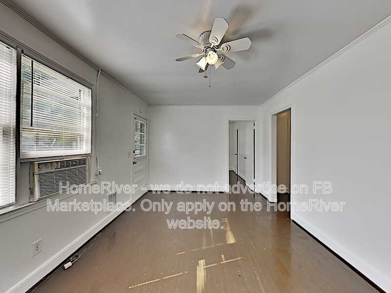 323 N Magnolia St - Photo 2 of 20