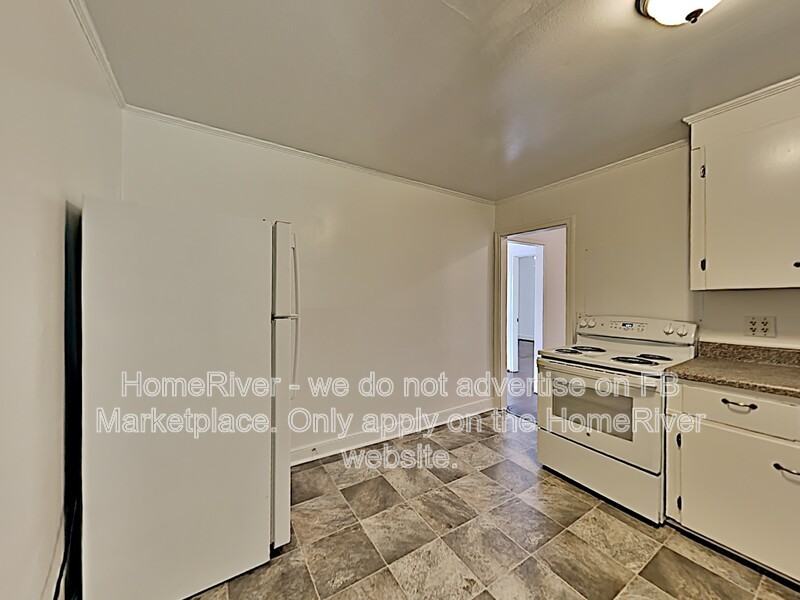323 N Magnolia St - Photo 4 of 20
