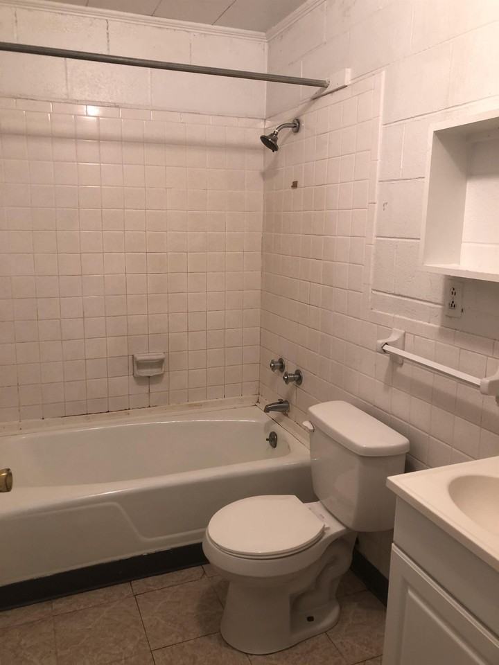 Carolina Village Apartments - Photo 2 of 5