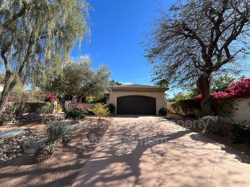135 Tesori Dr - Photo 2 of 50