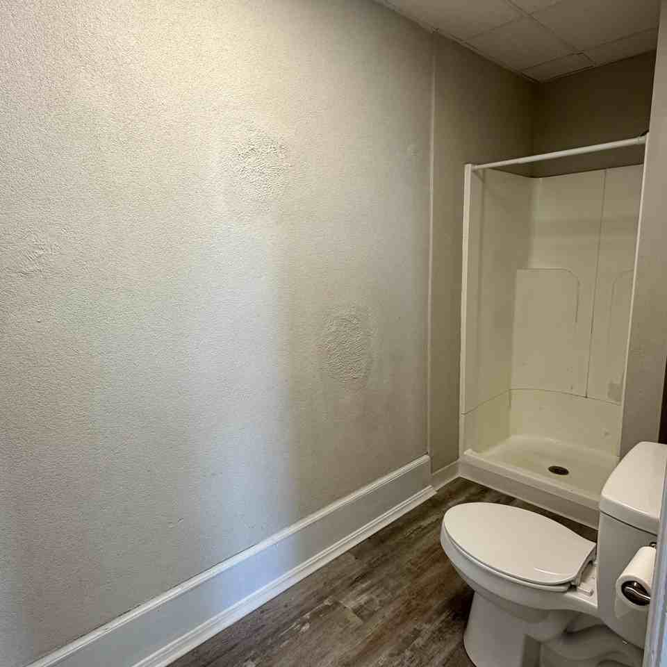106 Delaware Avenue - Photo 5 of 6