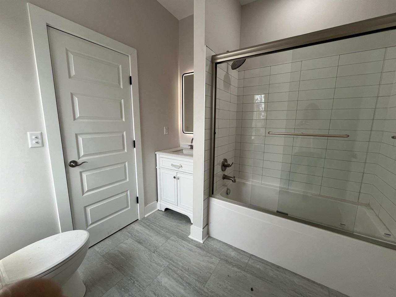 515 East Washington Street - Photo 3 of 9