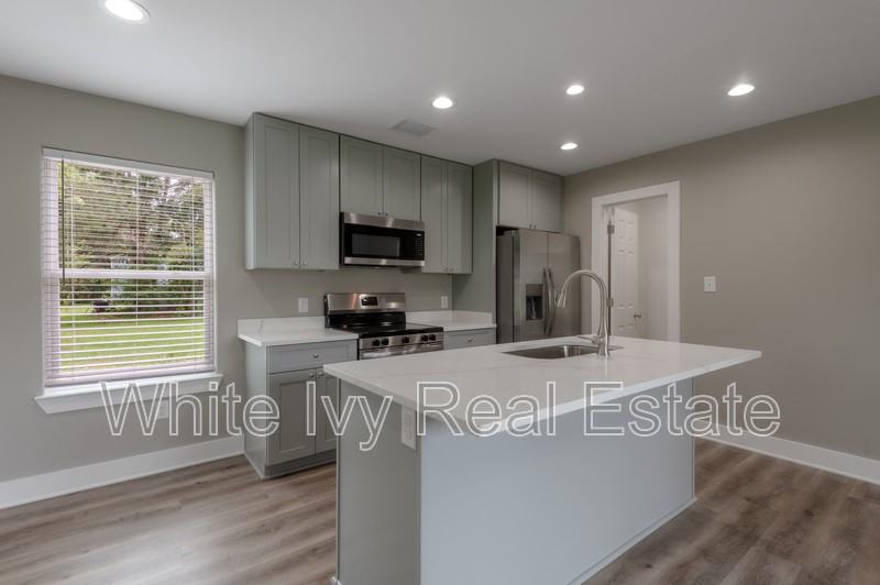 140 N Shady Oaks Dr - Photo 7 of 18