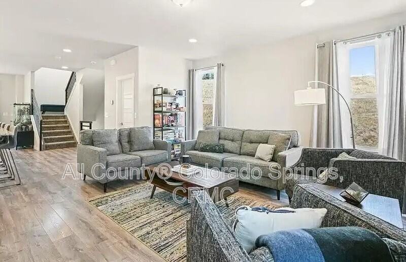 4350 Parkwood Trl - Photo 5 of 9