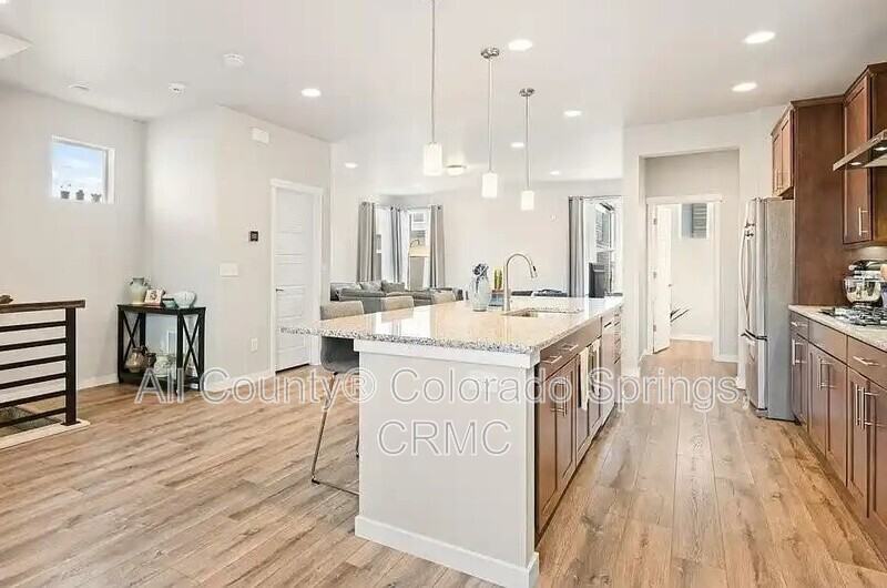 4350 Parkwood Trl - Photo 7 of 9