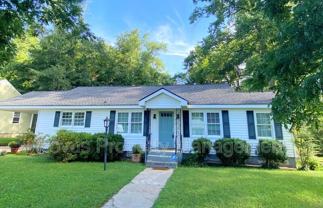 215 Pennsylvania Ave - Photo 1 of 1