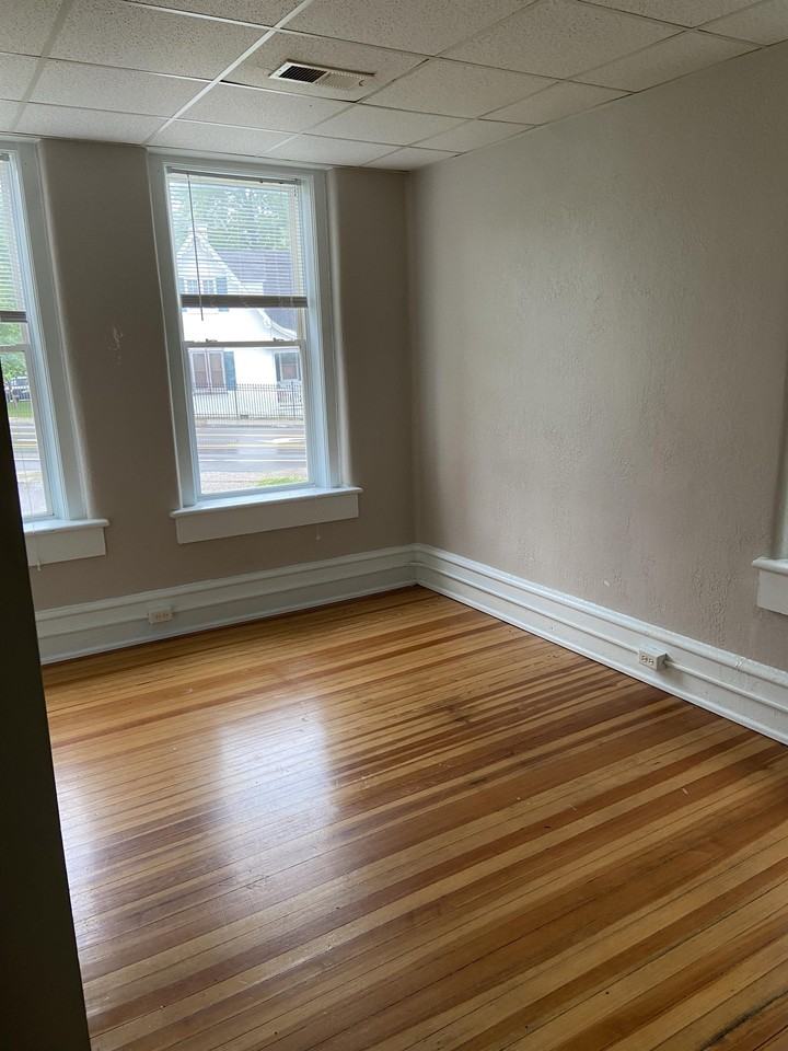 220 East Main Street - Photo 3 of 15