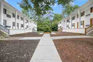 featured image of 1429 Stratford Rd