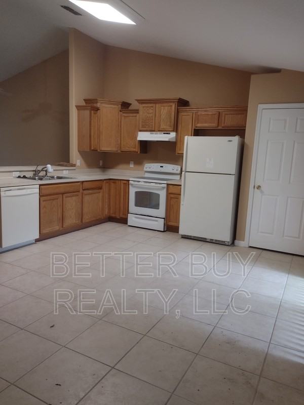18 Lloleeta Path - Photo 4 of 25