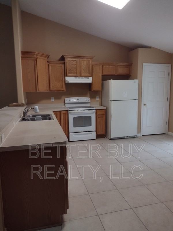 18 Lloleeta Path - Photo 7 of 43