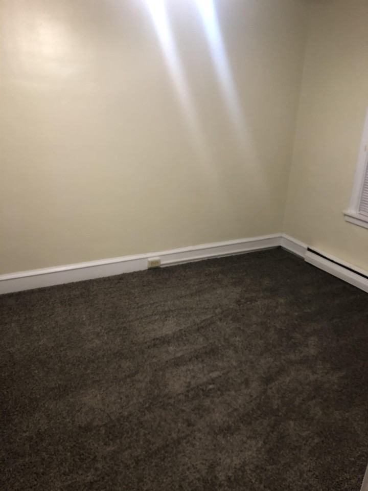802 East Howard Street - Photo 2 of 17