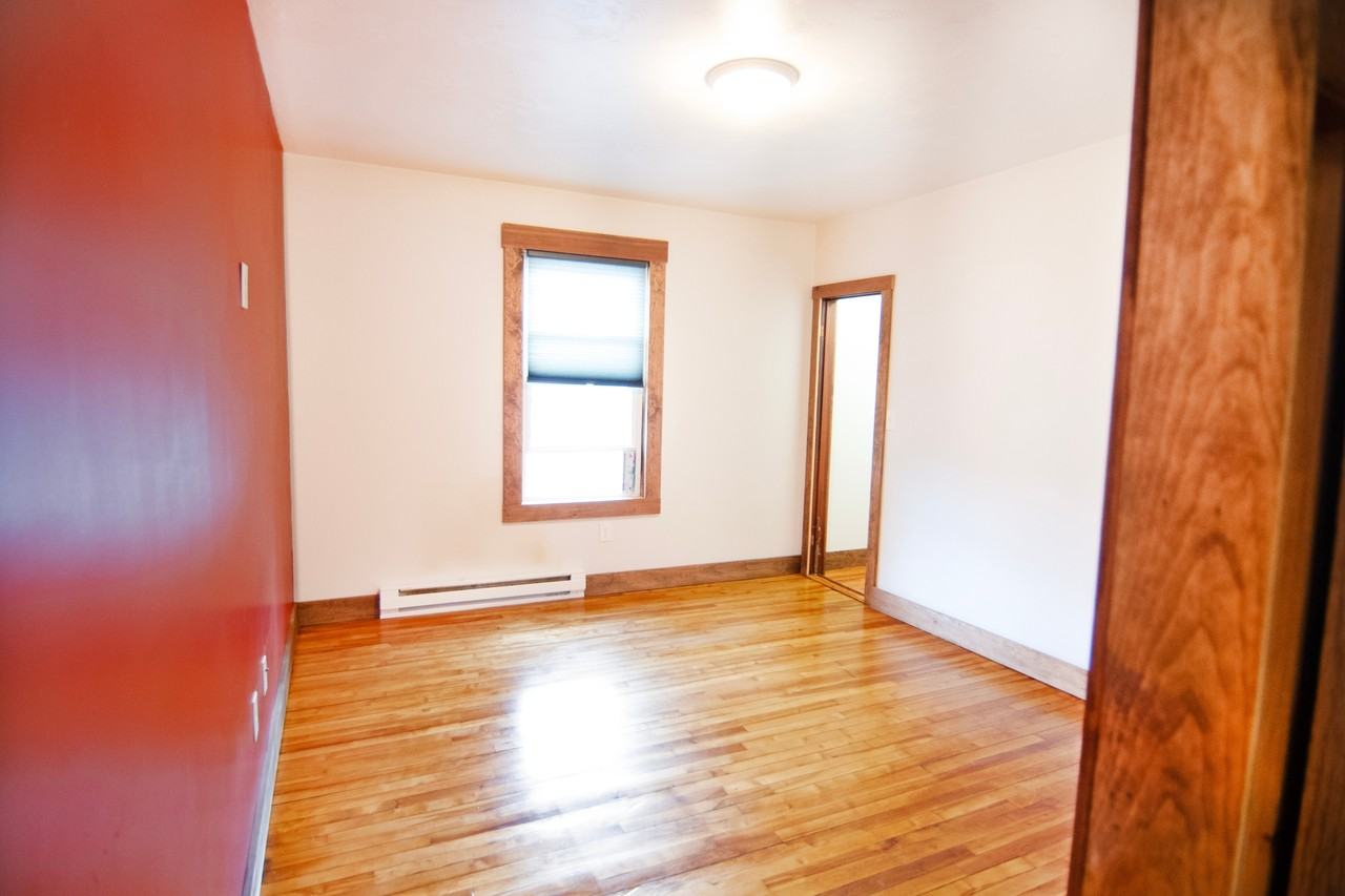 12 Cohasse Street - Photo 5 of 28
