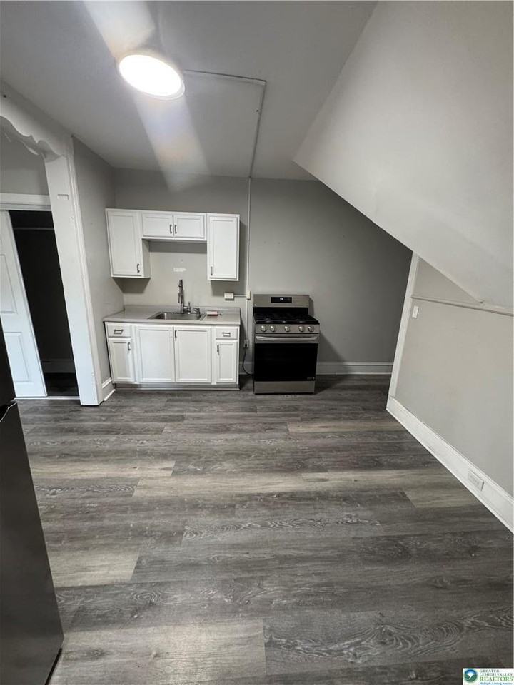81-83 Dana Street - Photo 3 of 4