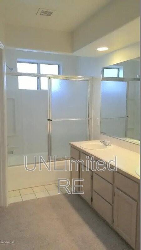 3285 N Hedgewood Dr #B - Photo 3 of 16