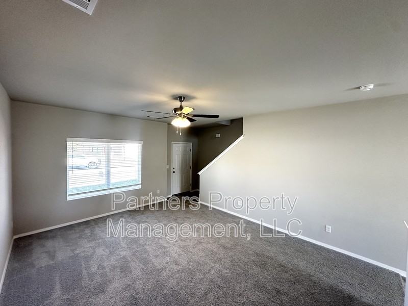 2287 S Ouachita Dr - Photo 3 of 20