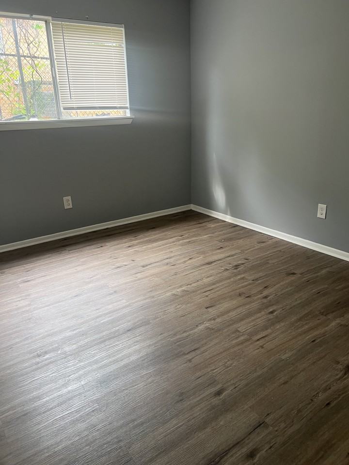 Ensley Apartments - Photo 6 of 8
