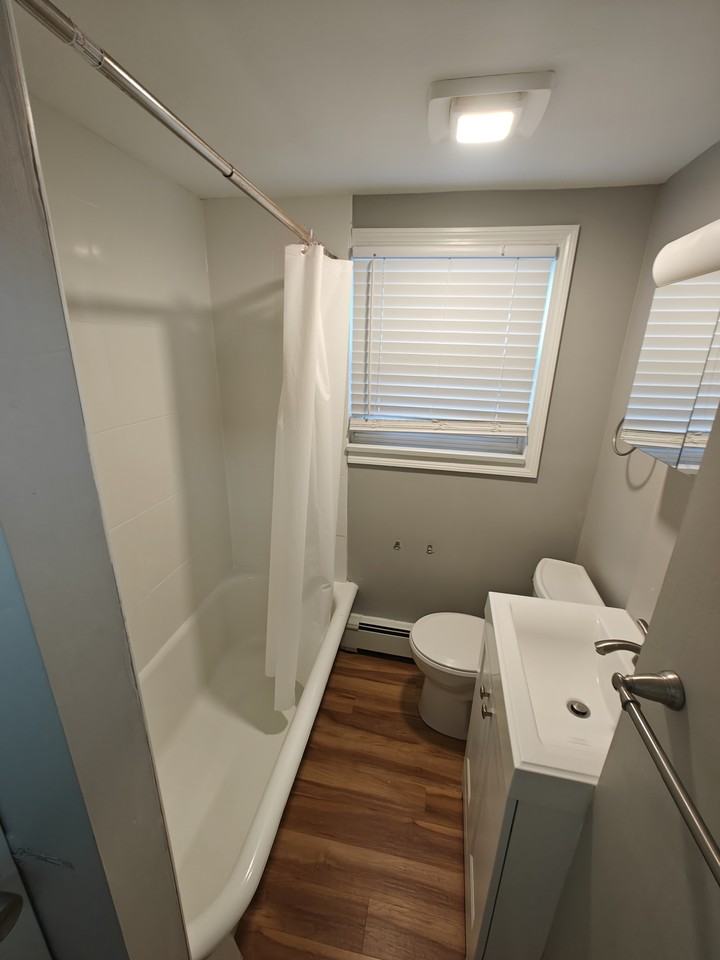 28 VINE ST Haverhill MA - Photo 5 of 10