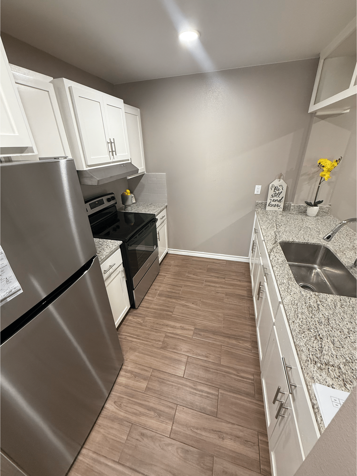 Tamarack Apartments - Photo 6 of 12