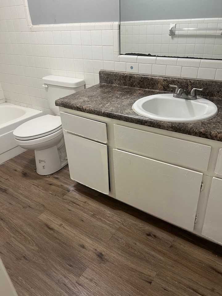 2300 31st Street Ensley - Photo 3 of 8