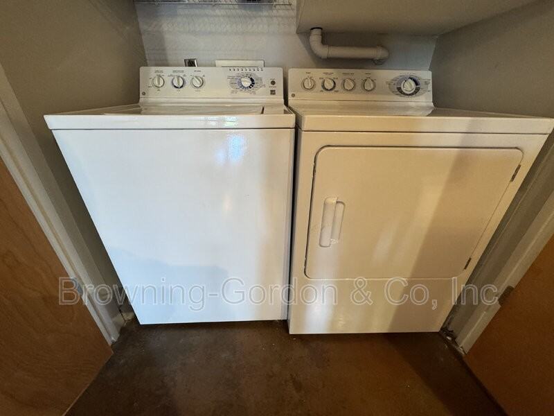 1803 Broadway #426 - Photo 4 of 26