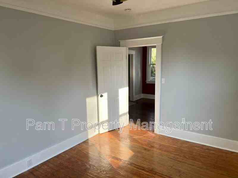2009 Atlantic Ave - Photo 4 of 18