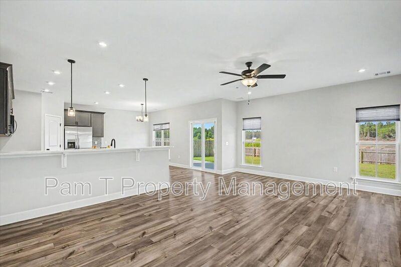 203 Alyssa Ave - Photo 6 of 44