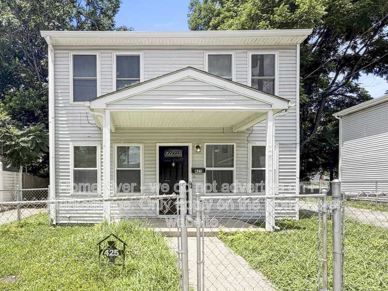 425 Hawkins Ave