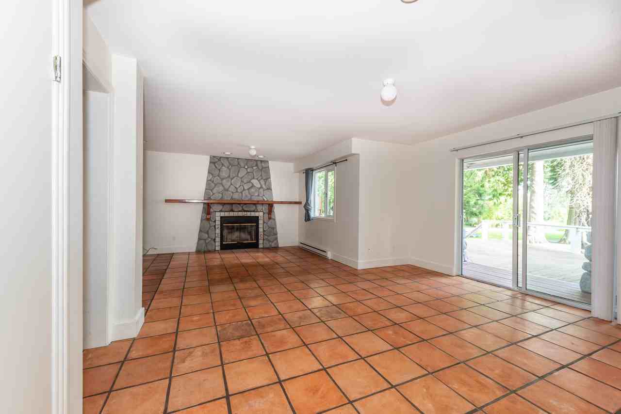 12325 Sullivan Street - Photo 6 of 17