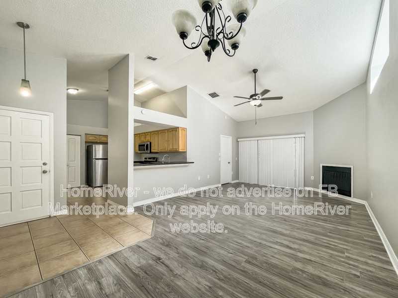 11637 Sunshine Pond Rd - Photo 6 of 24