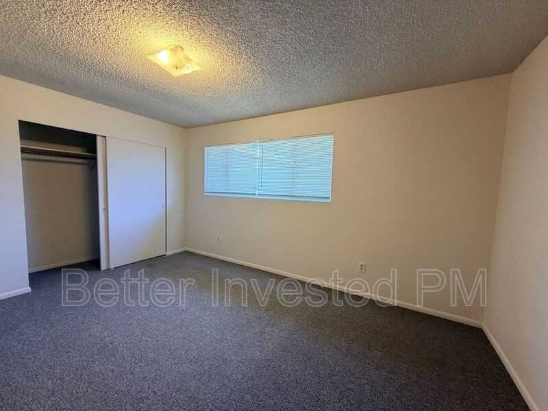 979 Marlene St - Photo 7 of 19