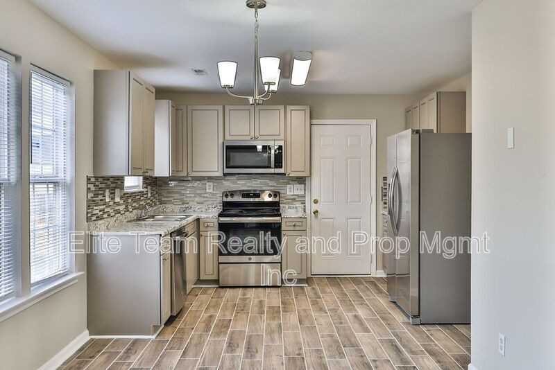 7109 Angela Marie Ct - Photo 6 of 33
