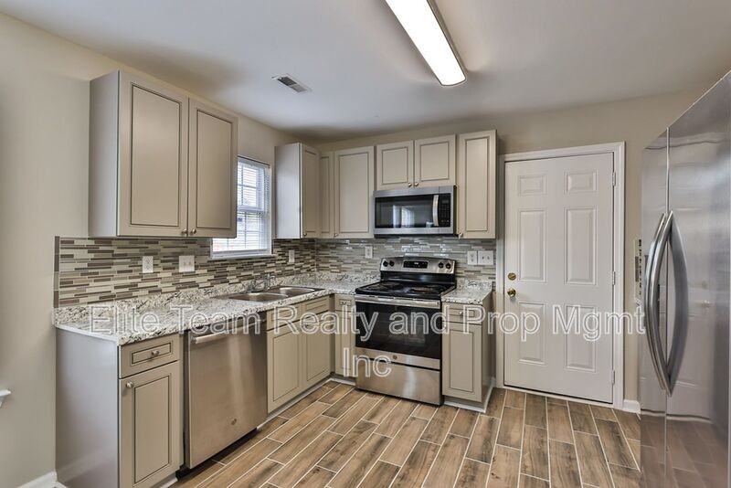 7109 Angela Marie Ct - Photo 7 of 33