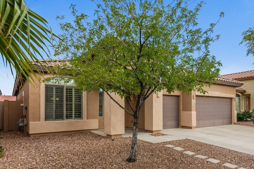 22110 N 104th Ln - Photo 3 of 16