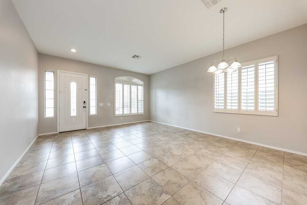 22110 N 104th Ln - Photo 5 of 16