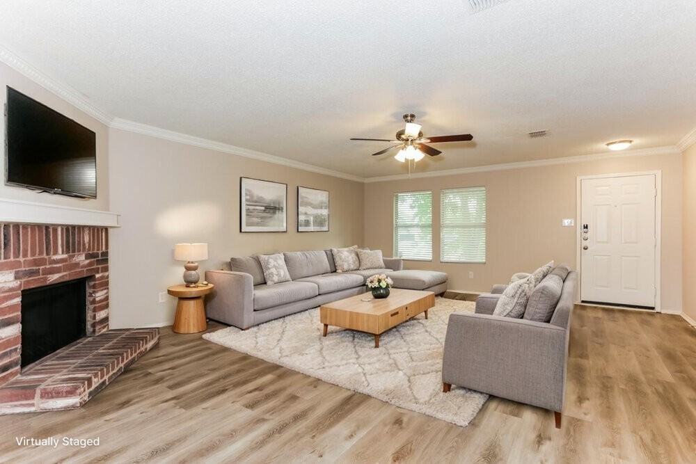 2365 White Pine Dr - Photo 4 of 19