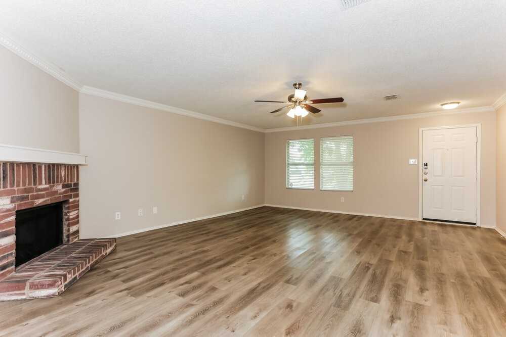 2365 White Pine Dr - Photo 5 of 19