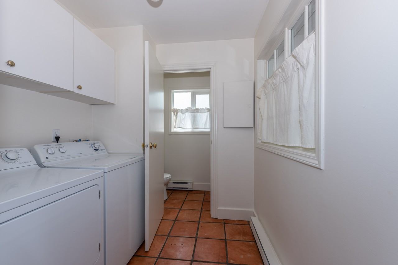 12325 Sullivan Street - Photo 7 of 17