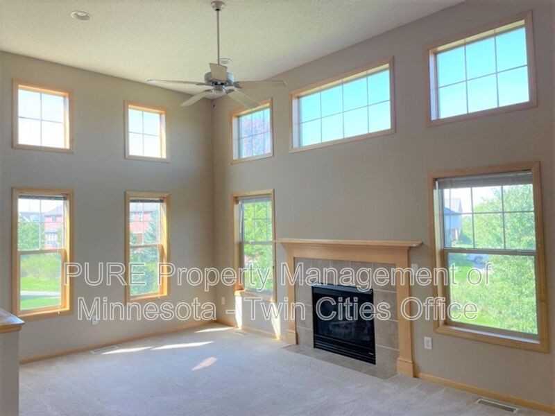 3152 Legacy Ln - Photo 2 of 30