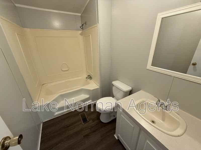 1121 Mcree Heights Cir - Photo 7 of 11