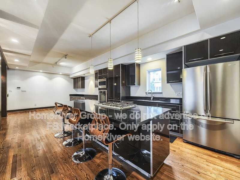 1818 Prospect St - Photo 2 of 22
