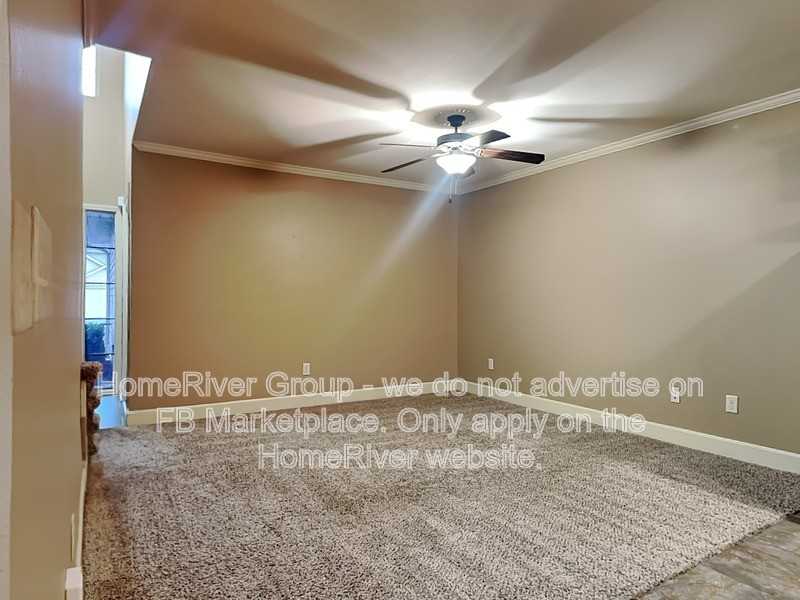 8326 N Spruce Ave - Photo 6 of 18