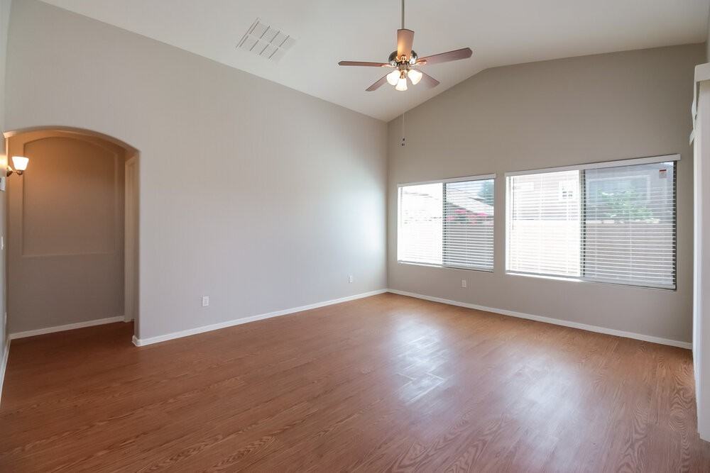 25549 W Winslow Ave - Photo 2 of 15