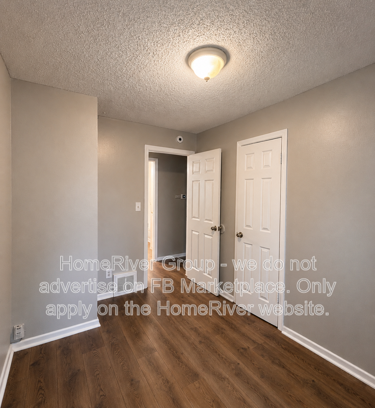 9002 Central St - Photo 2 of 11