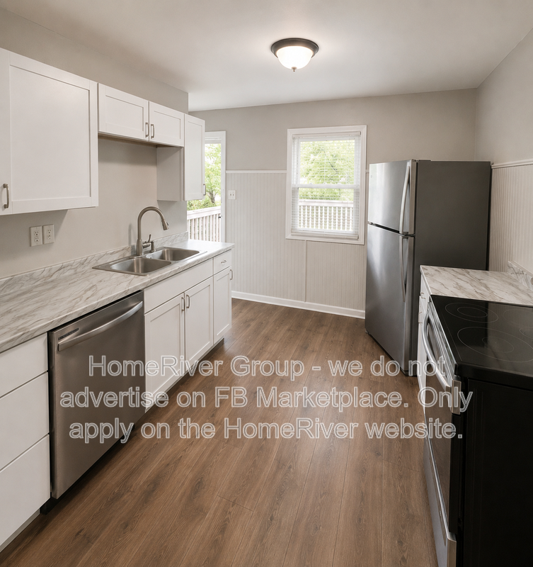 9002 Central St - Photo 4 of 11