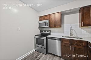 featured image of 708 E 139th St