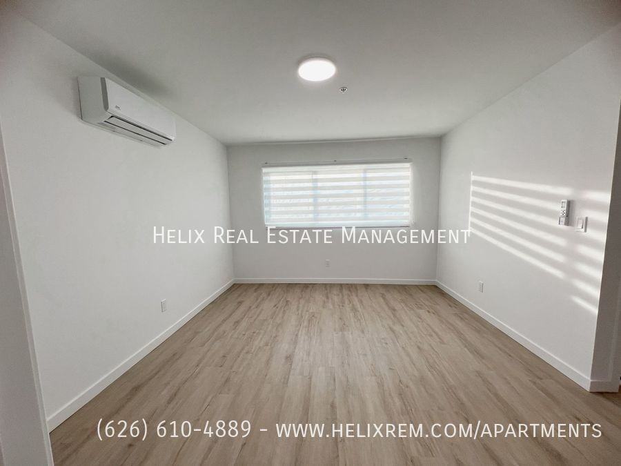 1577 N Fair Oaks - Photo 3 of 13