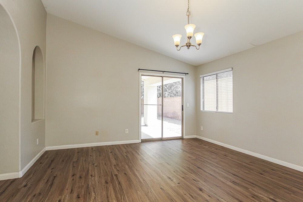 748 W Dublin St - Photo 5 of 16